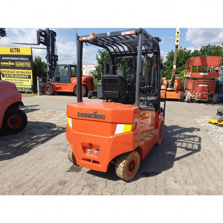 Counter-balanced Electric Forklift